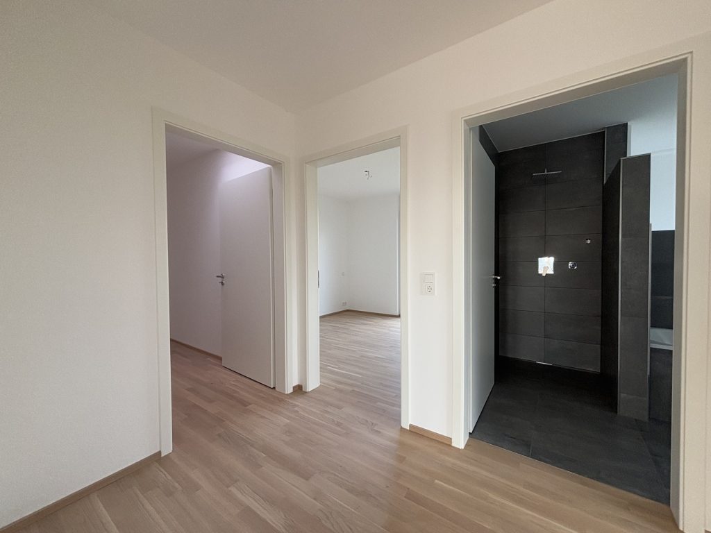 Hirn Immobilien GmbH - Immobilienangebot - Langenau - Wohnungen - 4,5 ZIMMER PENTHOUSE-WOHNUNG IM DG - "WOHNEN IM PARK" IN LANGENAU - A16