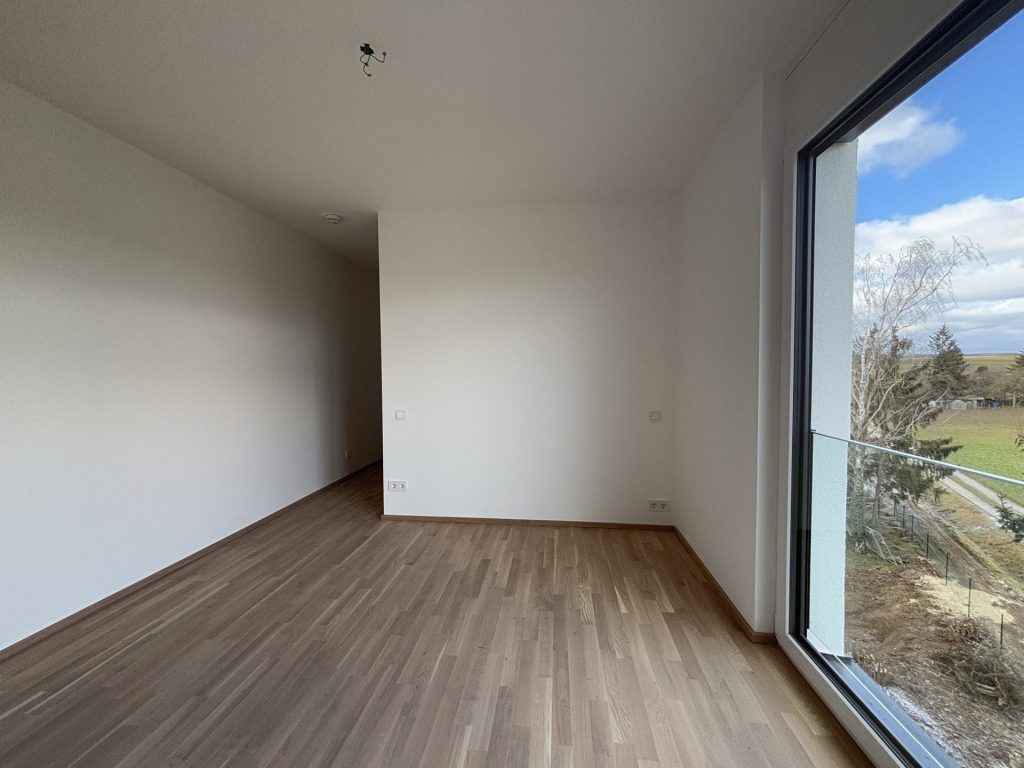 Hirn Immobilien GmbH - Immobilienangebot - Langenau - Wohnungen - 4,5 ZIMMER PENTHOUSE-WOHNUNG IM DG - "WOHNEN IM PARK" IN LANGENAU - A16