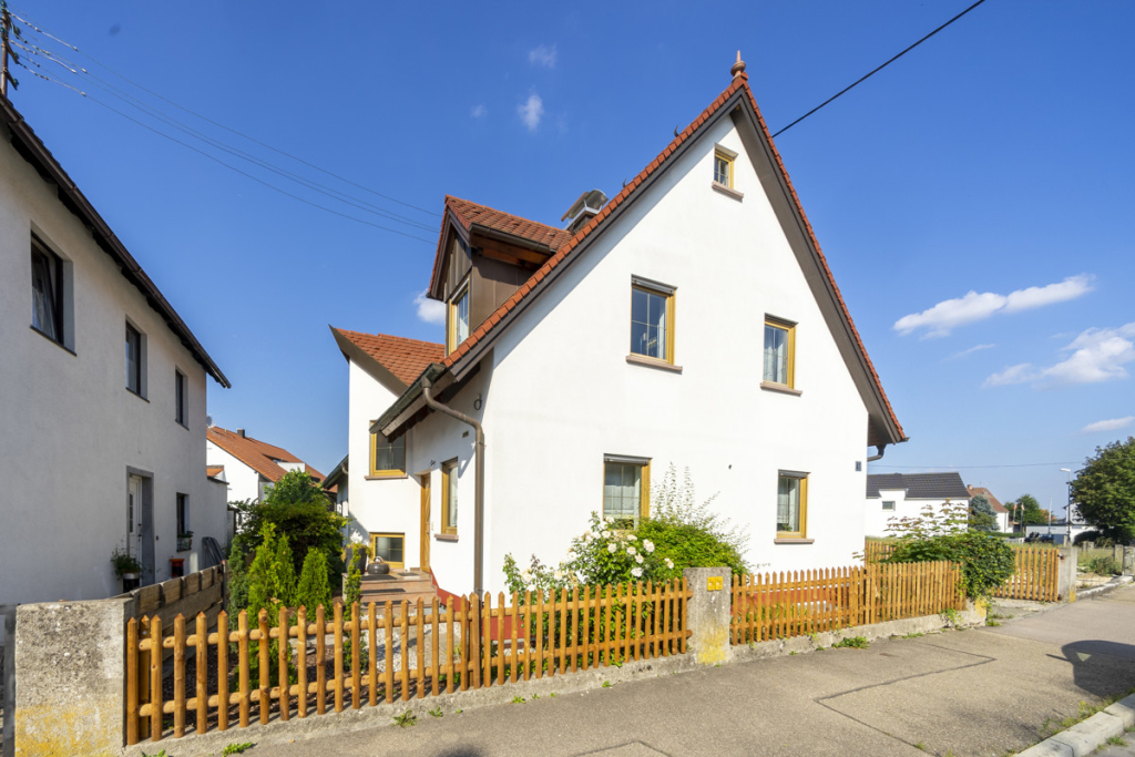 Hirn Immobilien GmbH - Immobilienangebot - Leipheim - Häuser - WOHN- UND GESCHÄFTSHAUS | LEIPHEIM