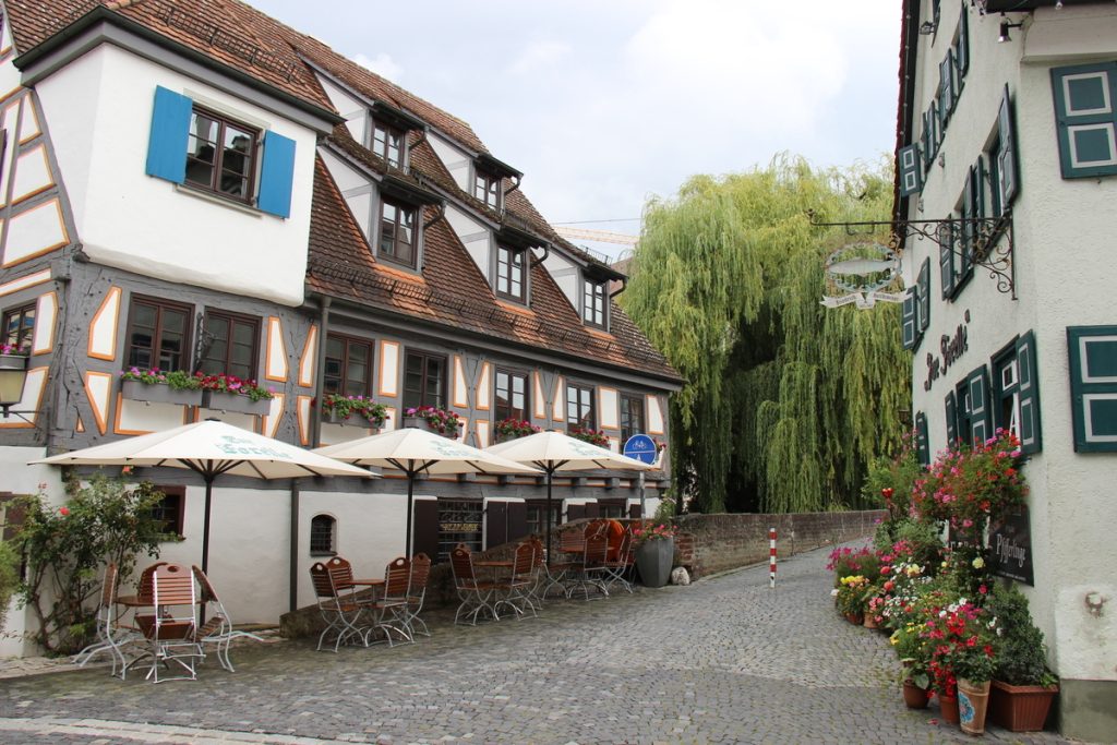 Hirn Immobilien GmbH - Immobilienangebot - Ulm - Wohnungen - ALTBAUWOHNUNG | ULM-ALTSTADT