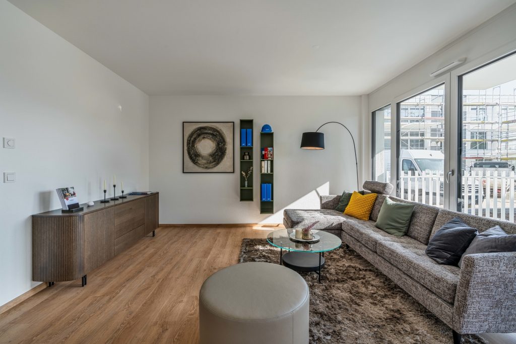 Hirn Immobilien GmbH - Immobilienangebot - Langenau - Wohnungen - 3,5-ZIMMER ETW IM 1. OG MIT BALKON - "WOHNEN IM PARK" IN LANGENAU - A10
