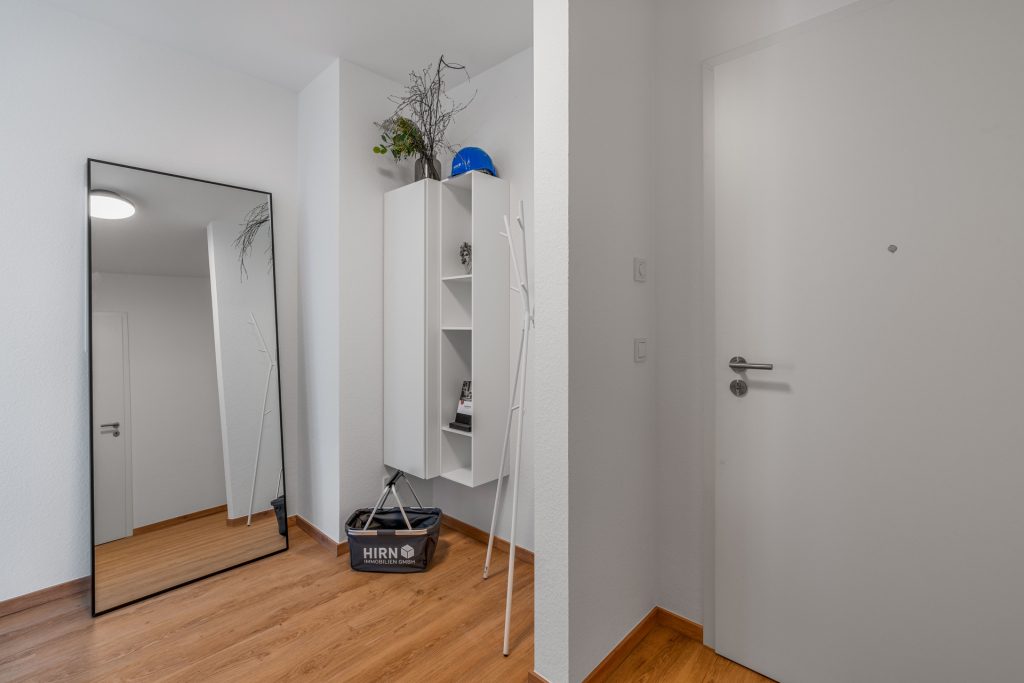 Hirn Immobilien GmbH - Immobilienangebot - Langenau - Wohnungen - 3,5-ZIMMER ETW IM 2. OG MIT BALKON - "WOHNEN IM PARK" IN LANGENAU - B15