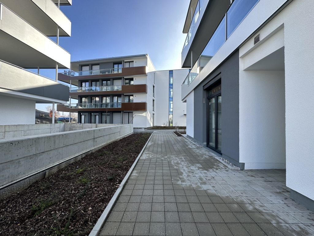 Hirn Immobilien GmbH - Immobilienangebot - Langenau - Wohnungen - SOFORT BEZUGSFERTIG - ATTRAKTIVE 3-ZIMMER WOHNUNG IM EG – URBANES LEBEN LANGENAU - D05