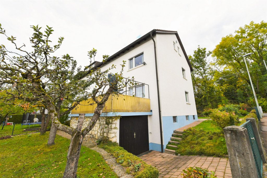 Hirn Immobilien GmbH - Immobilienangebot - Ulm - Alle - DOPPELHAUSHÄLFTE | ULM-ESELSBERG