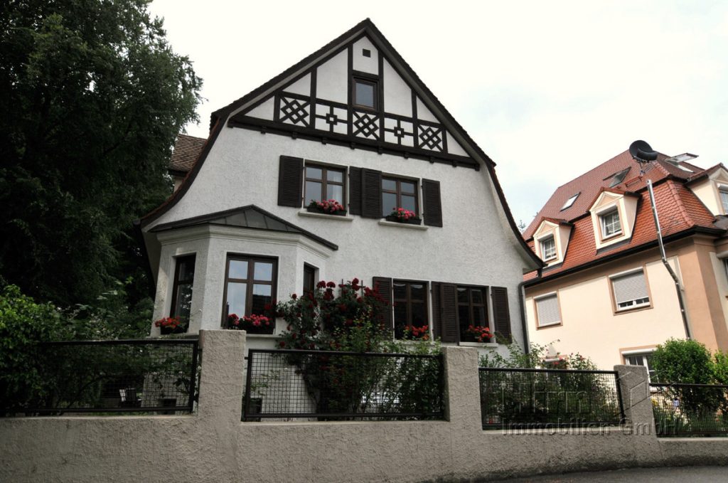 Hirn Immobilien GmbH - Immobilienangebot - Ulm - Alle - DREIFAMILIENHAUS | ULM-MICHELSBERG