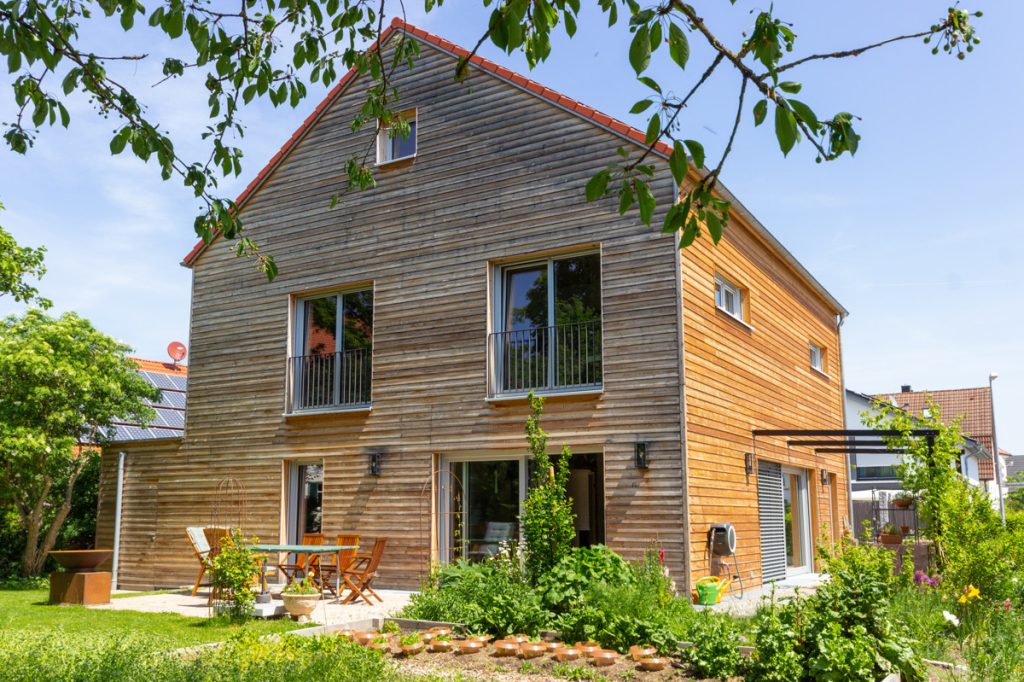 Hirn Immobilien GmbH - Immobilienangebot - Langenau - Häuser - Erstklassiges Passivhaus im Herzen von Langenau