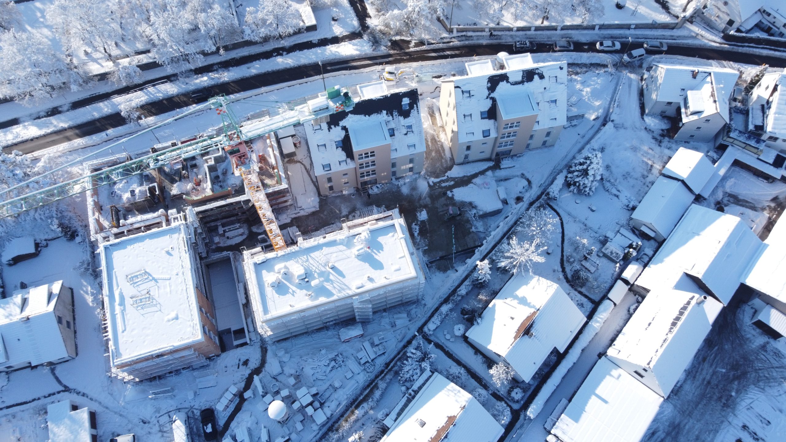 Luftansicht auf das Neubauprojekt Alte Schreinerei im Winter