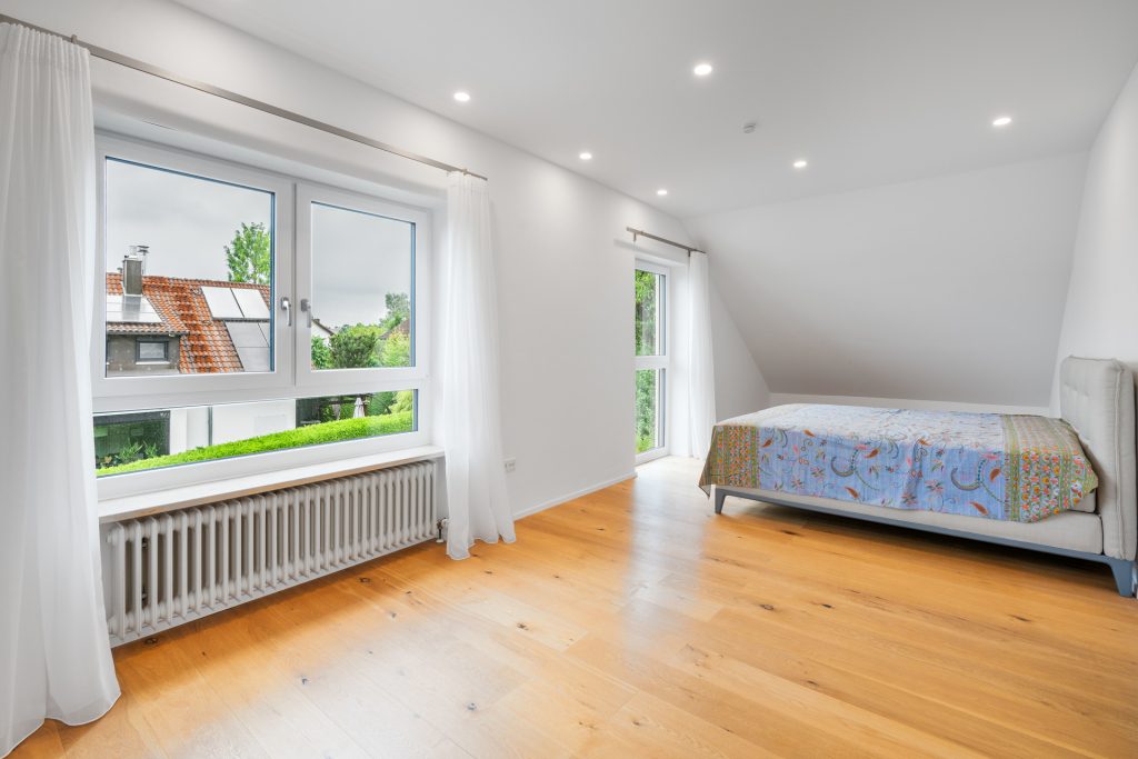 Hirn Immobilien GmbH - Immobilienangebot - Ulm - Häuser - EINFAMILIENHAUS | ULM-SÖFLINGEN