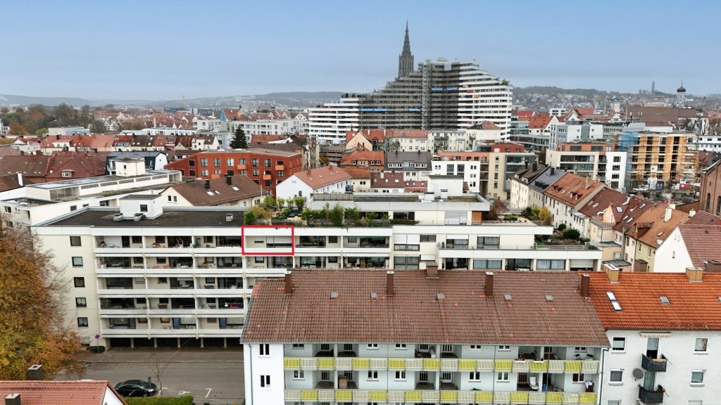 Hirn Immobilien GmbH - Immobilienangebot - Neu-Ulm - Wohnungen - MITTEN IN NEU-ULM – 4-ZIMMER-WOHNUNG MIT VIEL RAUM FÜR IHRE IDEEN