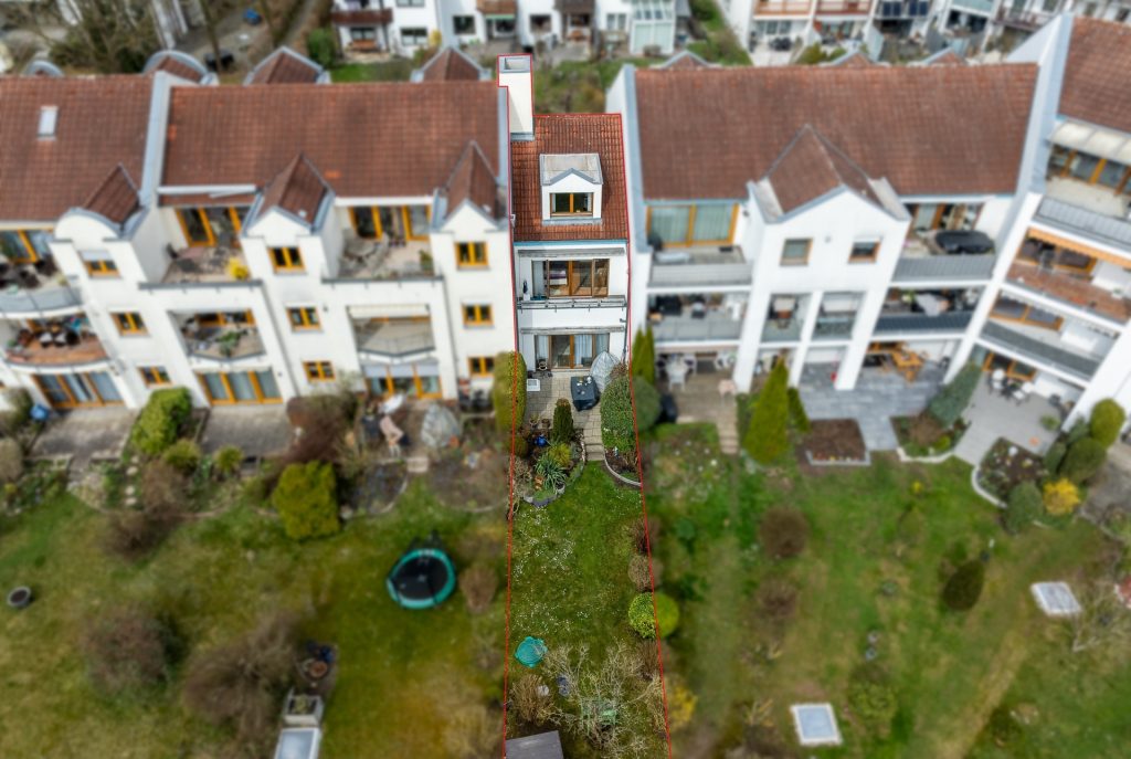 Hirn Immobilien GmbH - Immobilienangebot - Ulm / Wiblingen - Häuser - BEGEHRTE WOHNLAGE IN ULM/WIBLINGEN – REIHENMITTELHAUS MIT WOHLFÜHLCHARAKTER