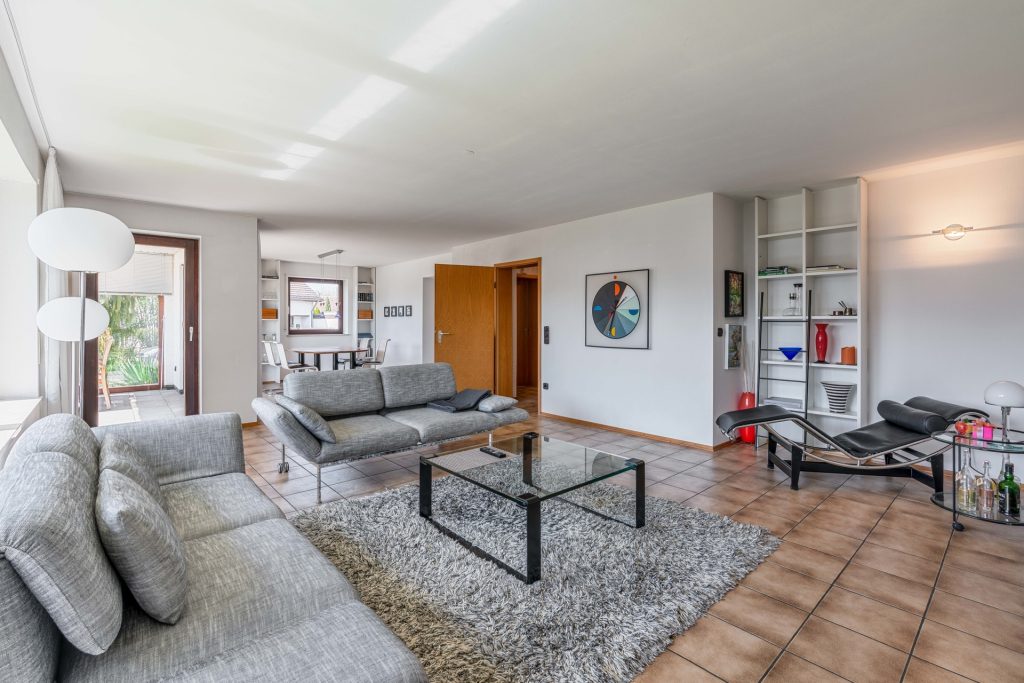 Hirn Immobilien GmbH - Immobilienangebot - Nersingen - Häuser - NERSINGEN RUFT! EINFAMILIENHAUS MIT HERZ UND CHARAKTER!