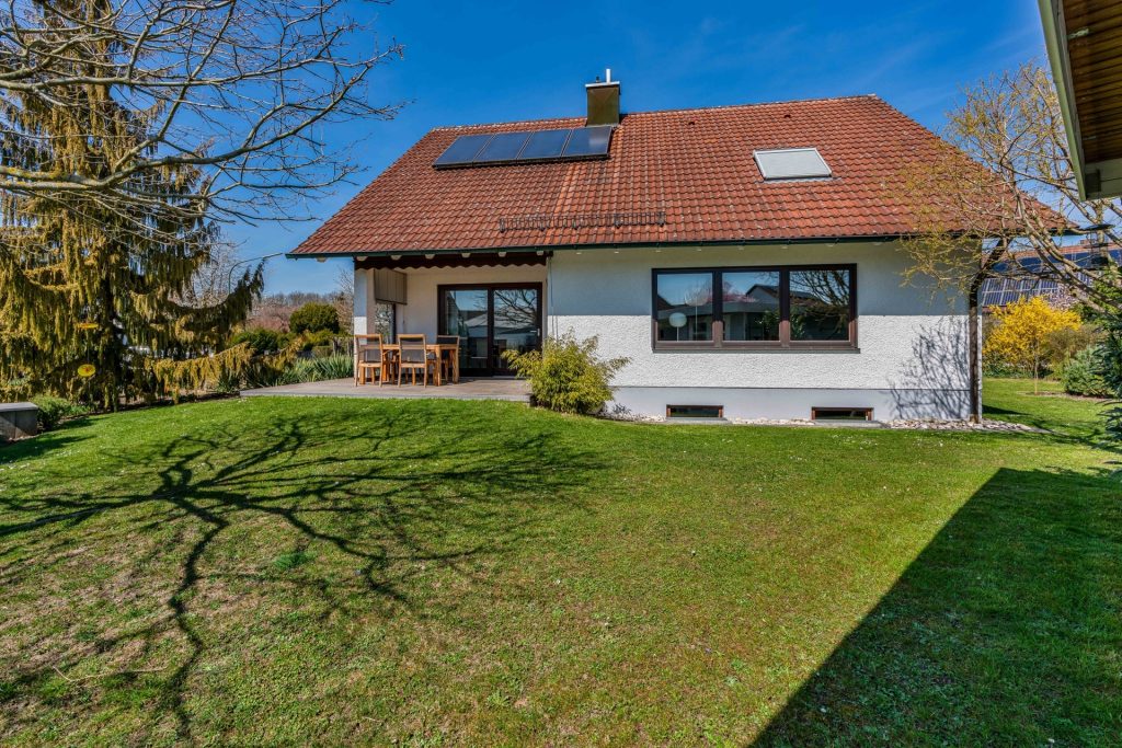 Hirn Immobilien GmbH - Immobilienangebot - Nersingen - Häuser - NERSINGEN RUFT! EINFAMILIENHAUS MIT HERZ UND CHARAKTER!