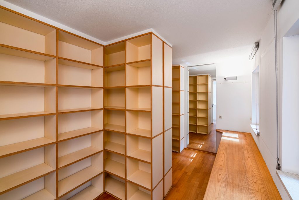 Hirn Immobilien GmbH - Immobilienangebot - Ulm - Wohnungen - EINMALIGE GELEGENHEIT - TRAUMHAFTE 5-ZIMMER WOHNUNG DIREKT AM ULMER DONAUUFER