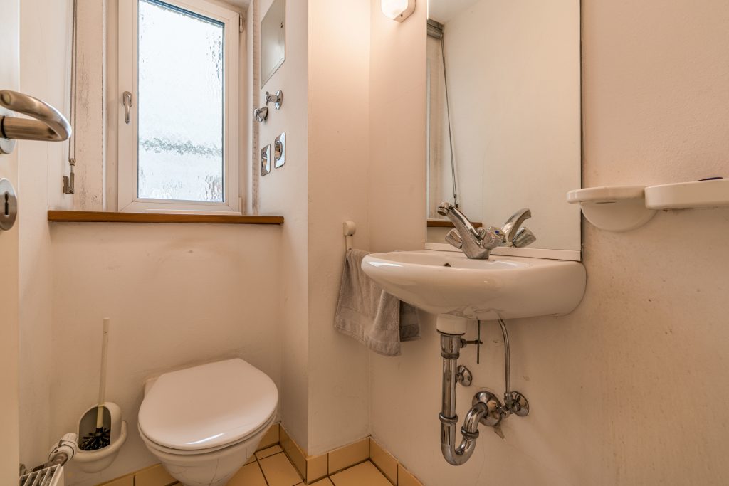 Hirn Immobilien GmbH - Immobilienangebot - Ulm - Wohnungen - EINMALIGE GELEGENHEIT - TRAUMHAFTE 5-ZIMMER WOHNUNG DIREKT AM ULMER DONAUUFER
