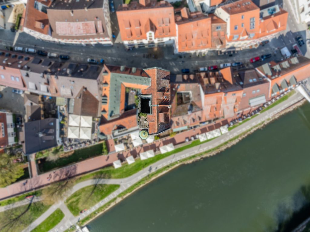 Hirn Immobilien GmbH - Immobilienangebot - Ulm - Alle - GROßE BÜROEINHEIT DIREKT AN DER DONAU