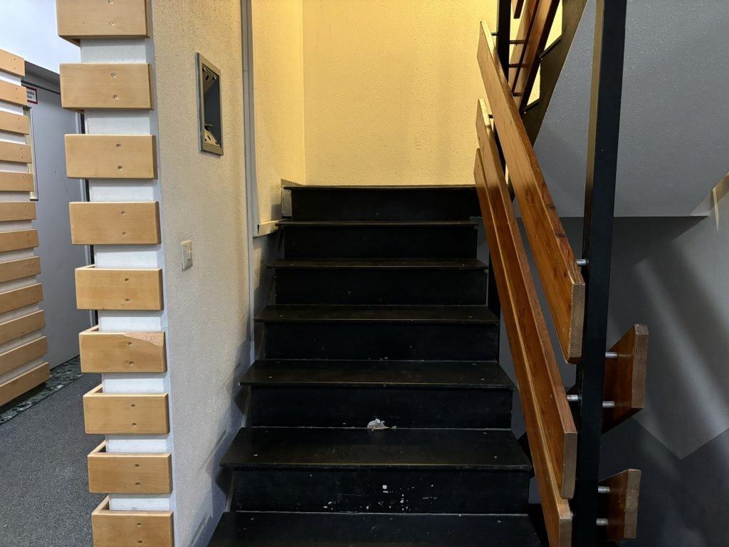 Hirn Immobilien GmbH - Immobilienangebot - Neu-Ulm - Wohnungen - KAPITALANLAGE: ZENTRALE 3-ZIMMER WOHNUNG IM 2. OG IN NEU-ULM