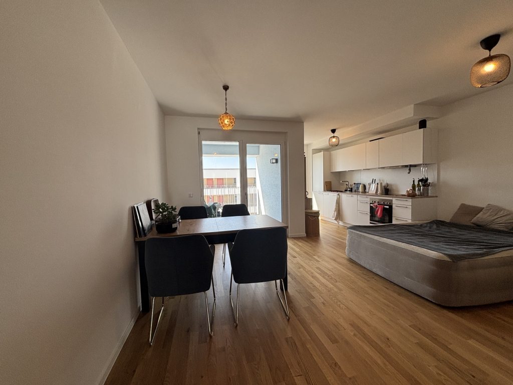 Hirn Immobilien GmbH - Immobilienangebot - Neu-Ulm - Wohnungen - 3-Zi.-Whg., 79,79 qm im 6. OG - SÜD STADT MITTE - ZUHAUSE MITTEN IN NEU-ULM