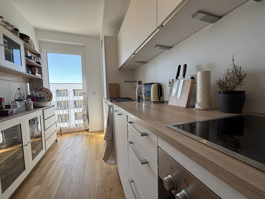 Hirn Immobilien GmbH - Immobilienangebot - Neu-Ulm - Wohnungen - 3-Zi.-Whg., 79,79 qm im 6. OG - SÜD STADT MITTE - ZUHAUSE MITTEN IN NEU-ULM