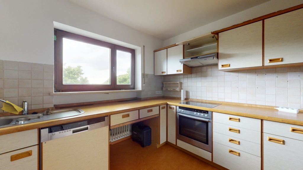 Hirn Immobilien GmbH - Immobilienangebot - Ulm / Wiblingen - Wohnungen - SOFORT EINZUGSBEREIT ! 3-ZIMMER-WOHUNUNG IN ULM / WIBLINGEN