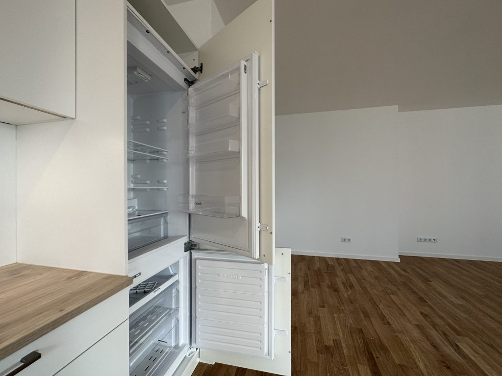 Hirn Immobilien GmbH - Immobilienangebot - Neu-Ulm - Wohnungen - 4-Zi.-Whg., 92,87 qm im 6. OG - SÜD STADT MITTE - ZUHAUSE MITTEN IN NEU-ULM