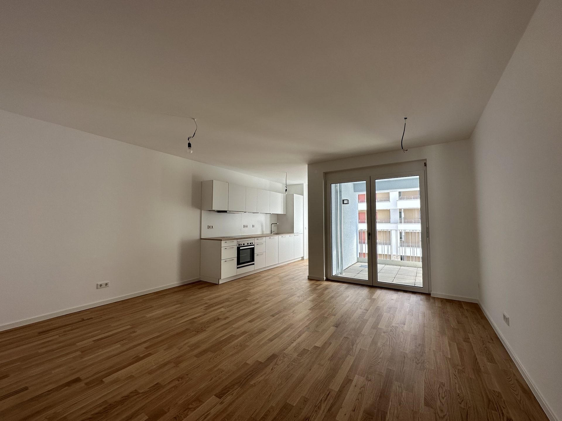 Hirn Immobilien GmbH - Immobilienangebot - Neu-Ulm - Wohnungen - 3-Zi.-Whg., 77,48 qm im 5. OG - SÜD STADT MITTE - ZUHAUSE MITTEN IN NEU-ULM