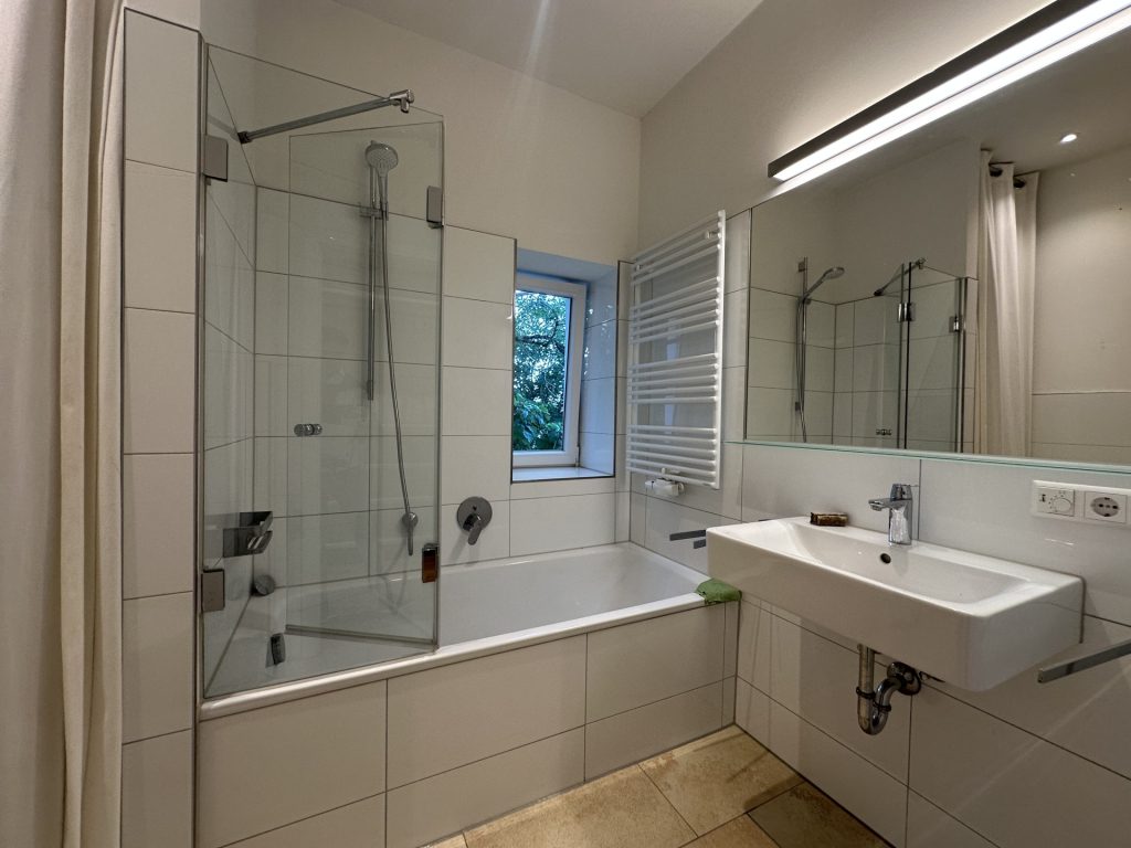 Hirn Immobilien GmbH - Immobilienangebot - Ulm - Wohnungen - "TRAUMHAFTE ERDGESCHOSSWOHNUNG MIT CHARME AUF DEM ULMER MICHELSBERG"