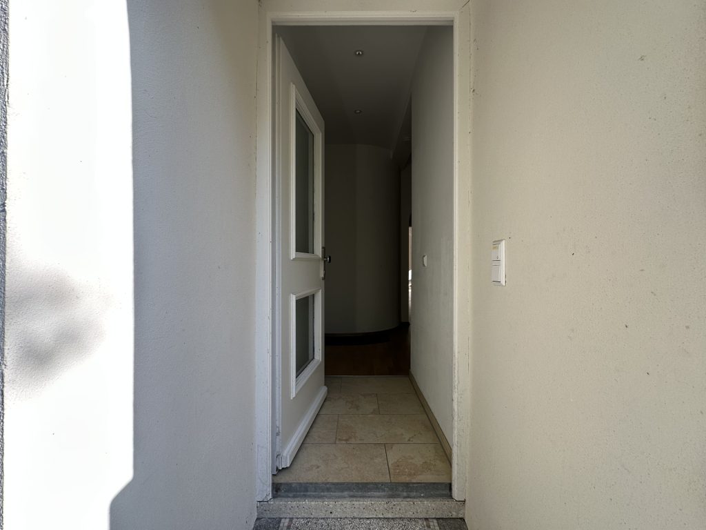 Hirn Immobilien GmbH - Immobilienangebot - Ulm - Wohnungen - "TRAUMHAFTE ERDGESCHOSSWOHNUNG MIT CHARME AUF DEM ULMER MICHELSBERG"