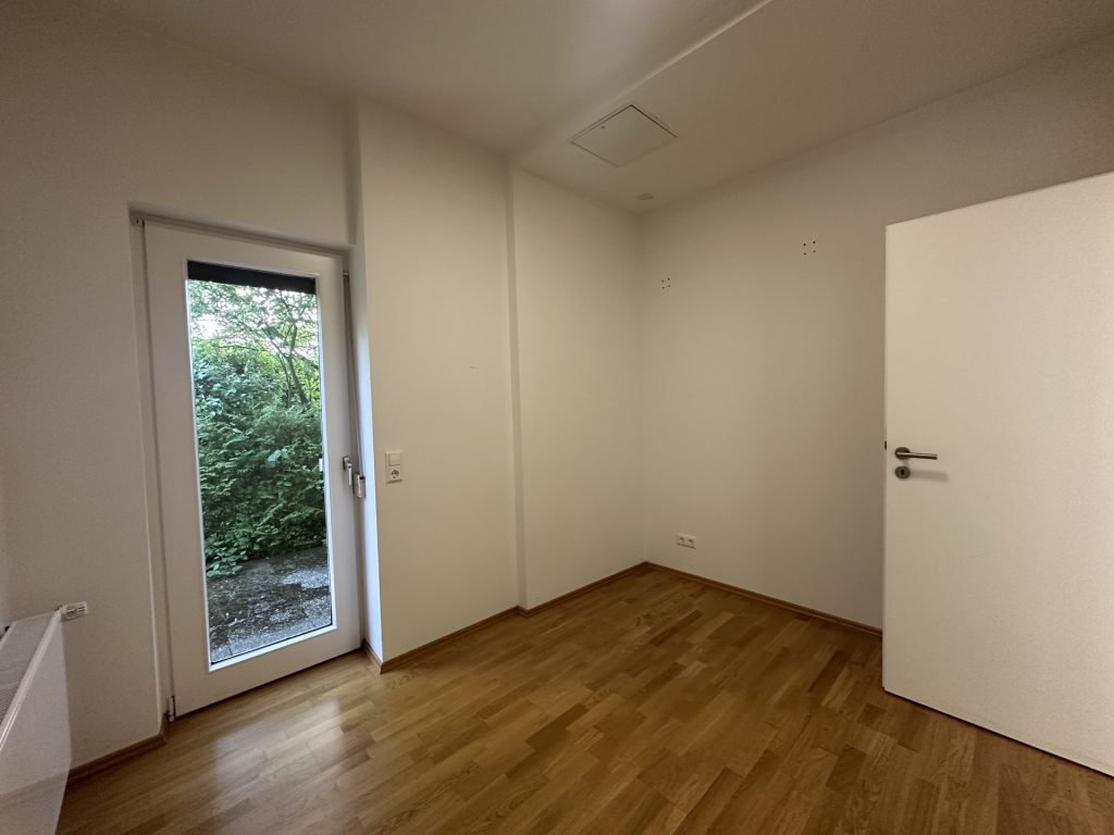 Hirn Immobilien GmbH - Immobilienangebot - Ulm - Wohnungen - "TRAUMHAFTE ERDGESCHOSSWOHNUNG MIT CHARME AUF DEM ULMER MICHELSBERG"