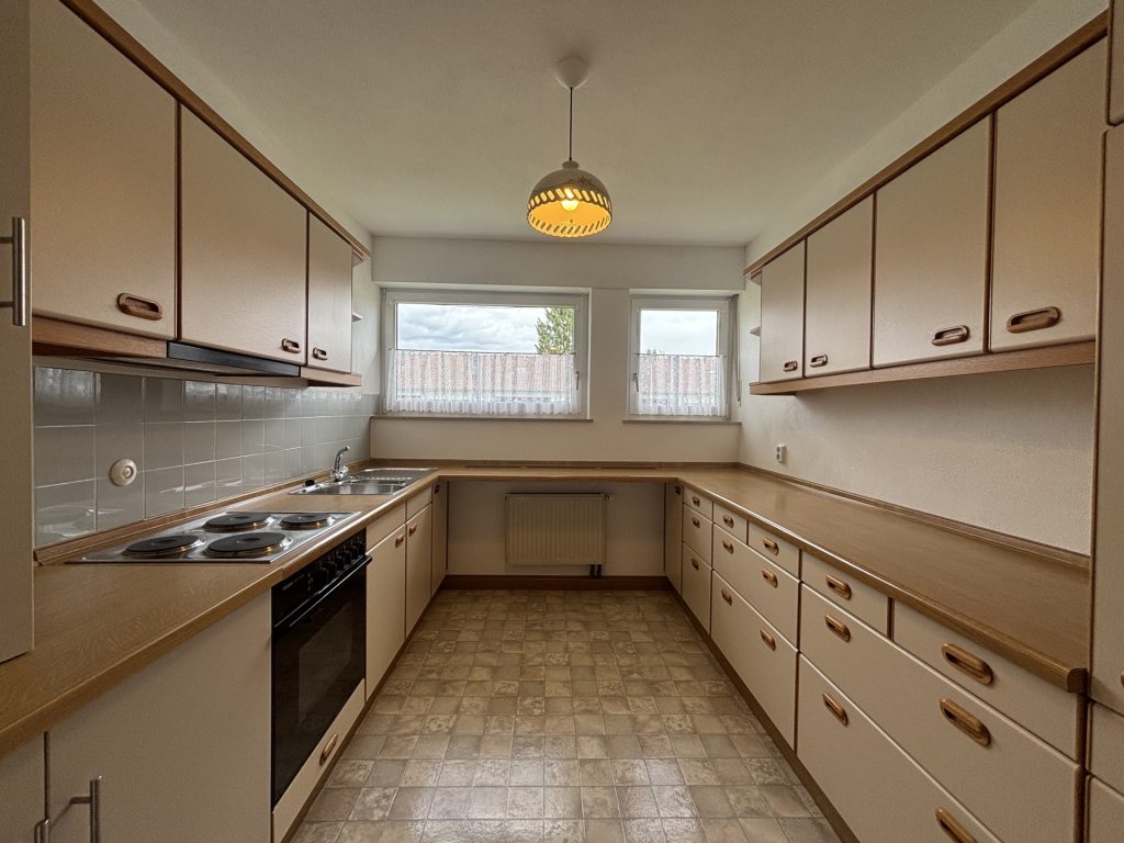 Hirn Immobilien GmbH - Immobilienangebot - Ulm - Wohnungen - Helle, gut geschnittene 3-Zimmer-Wohnung am Ulmer Eselsberg - perfekt für Paare