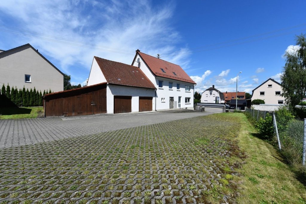 Hirn Immobilien GmbH - Immobilienangebot - Neu-Ulm / Pfuhl - Häuser - MITTENDRIN STATT NUR DABEI! IHR EINFAMILIENHAUS IN PFUHL WARTET AUF SIE!