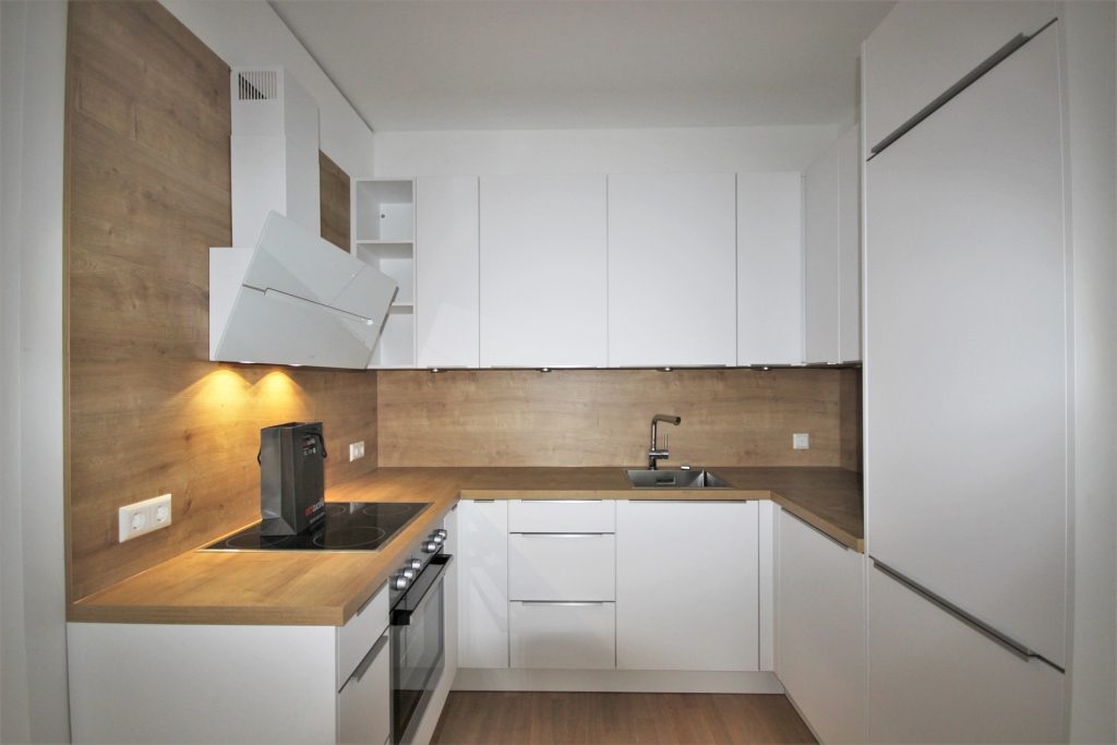 Hirn Immobilien GmbH - Immobilienangebot - Ulm - Wohnungen - "SONNIGE 3-ZIMMERWOHNUNG MIT GROßEM SÜDBALKON"
