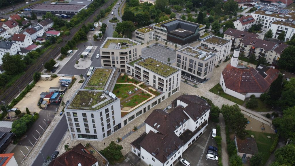 Hirn Immobilien GmbH - Immobilienangebot - Blaustein - Alle - ZENTRAL GELEGENE NEUBAU-GEWERBE-EINHEIT MIT VIEL SCHAUFENSTERFLÄCHE IN BLAUSTEIN