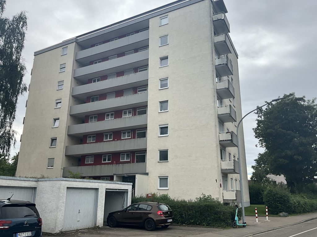Hirn Immobilien GmbH - Immobilienangebot - Elchingen / Thalfingen - Wohnungen - WOHNUNG EICHENSTR 1 IN 89275 THALFINGEN