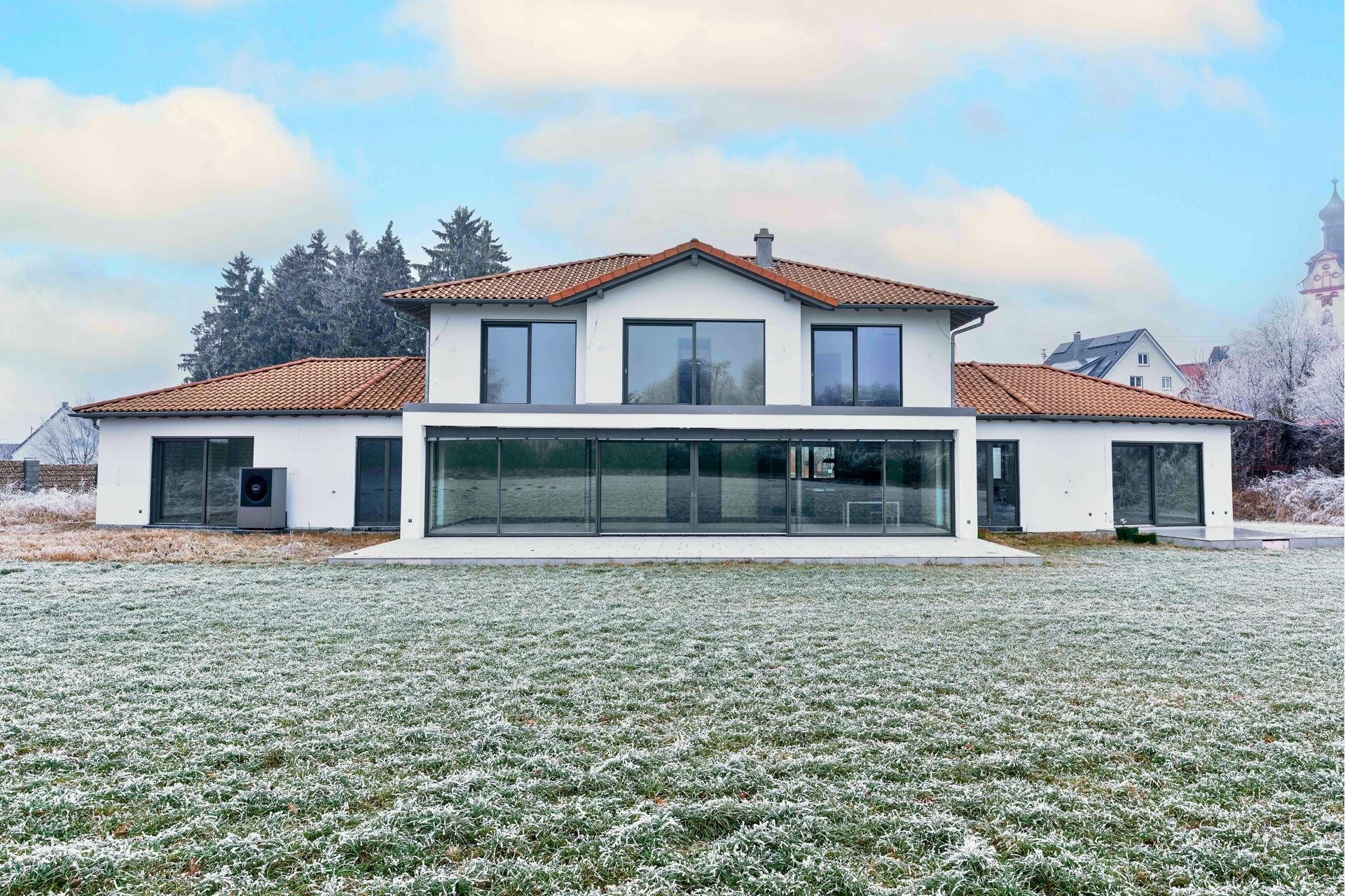 Hirn Immobilien GmbH - Immobilienangebot - Oberstadion - Häuser - ANKOMMEN UND WOHLFÜHLEN - EINFAMILIENHAUS DER EXTRAKLASSE IN OBERSTADION