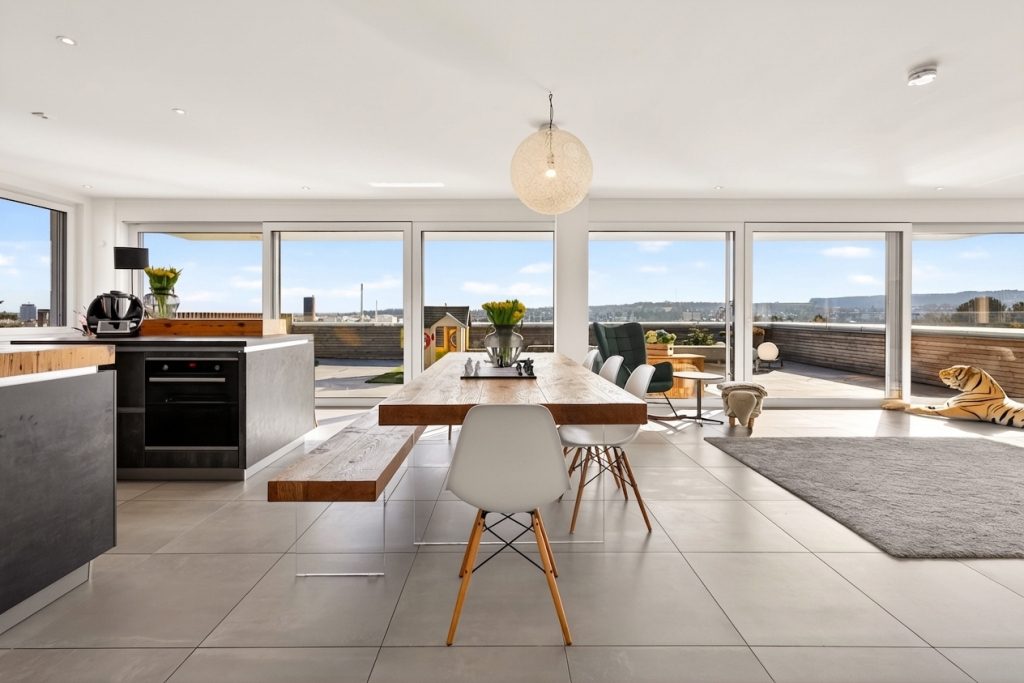 Hirn Immobilien GmbH - Immobilienangebot - Ulm - Wohnungen - Neuwertig, traumhaftes Penthouse mit einmaliger Dachterrasse