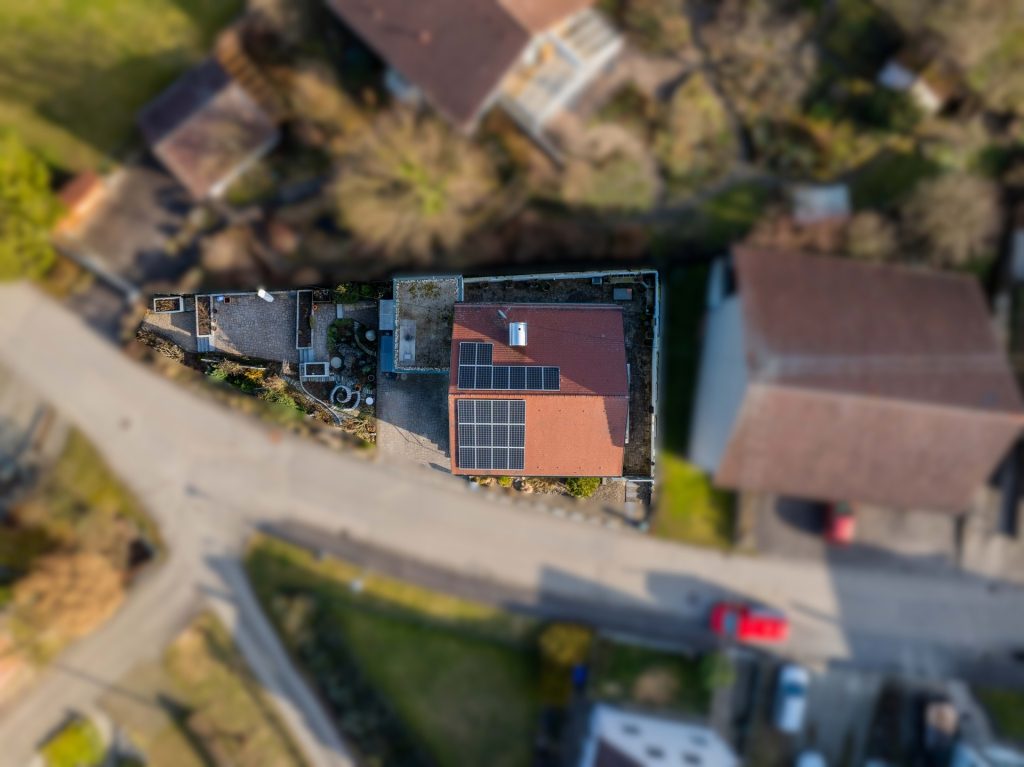 Hirn Immobilien GmbH - Immobilienangebot - Langenau - Häuser - Attraktives Einfamilienhaus in Langenau/Göttingen – Wohnkomfort mit besonderem Flair