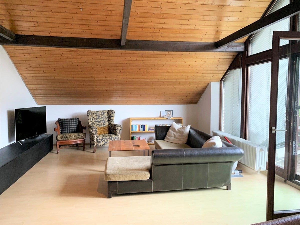Hirn Immobilien GmbH - Immobilienangebot - Vöhringen/Thal - Wohnungen - 1,5 Zimmer-Studio-Wohnung mit Sauna, Einbauküche und Balkon in Vöhringen/Thal