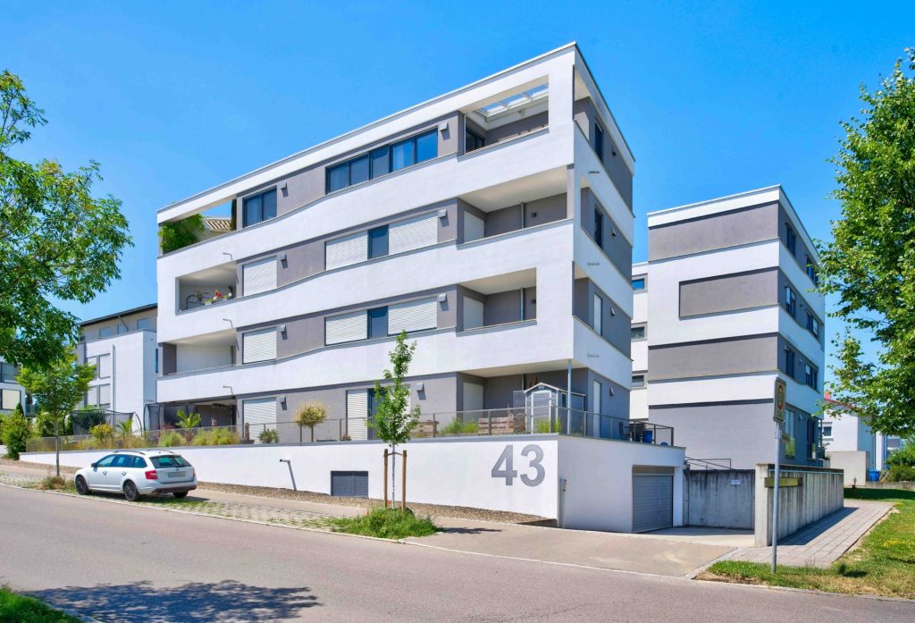 Hirn Immobilien GmbH - Immobilienangebot - Langenau - Wohnungen - Exklusives Penthouse in Langenau mit 4 Zimmern und zwei Tiefgaragenstellplätzen