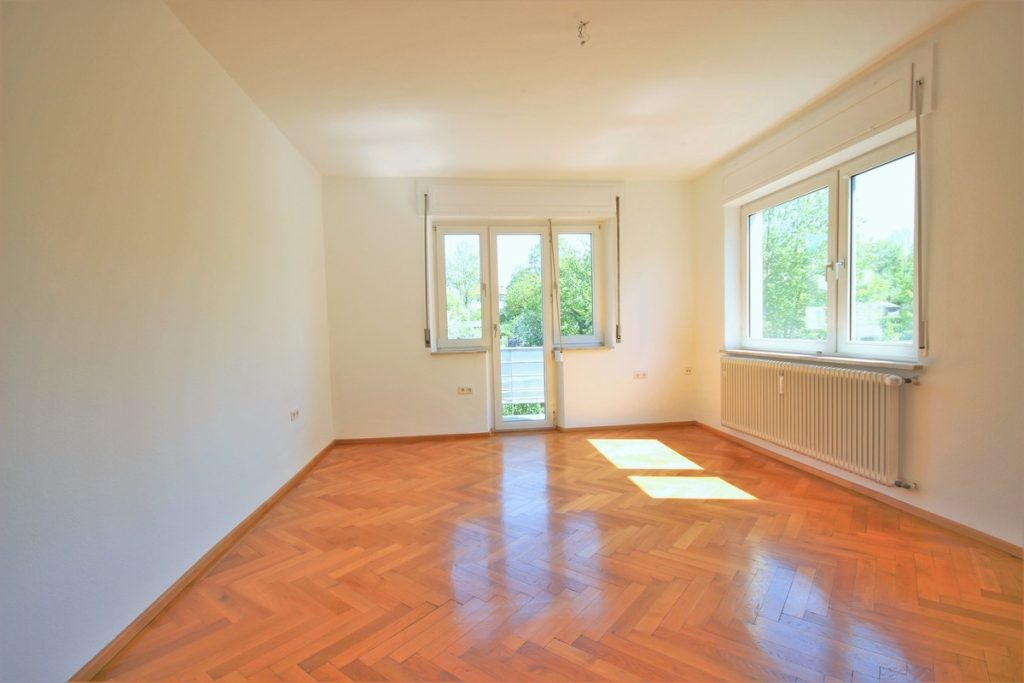 Hirn Immobilien GmbH - Immobilienangebot - Ulm - Wohnungen - "SCHÖNE 3,5 ZIMMER WOHNUNG MIT 2 BALKONEN IN DER ULMER WESTSTADT"