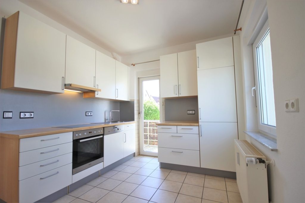 Hirn Immobilien GmbH - Immobilienangebot - Ulm - Wohnungen - "SCHÖNE 3,5 ZIMMER WOHNUNG MIT 2 BALKONEN IN DER ULMER WESTSTADT"