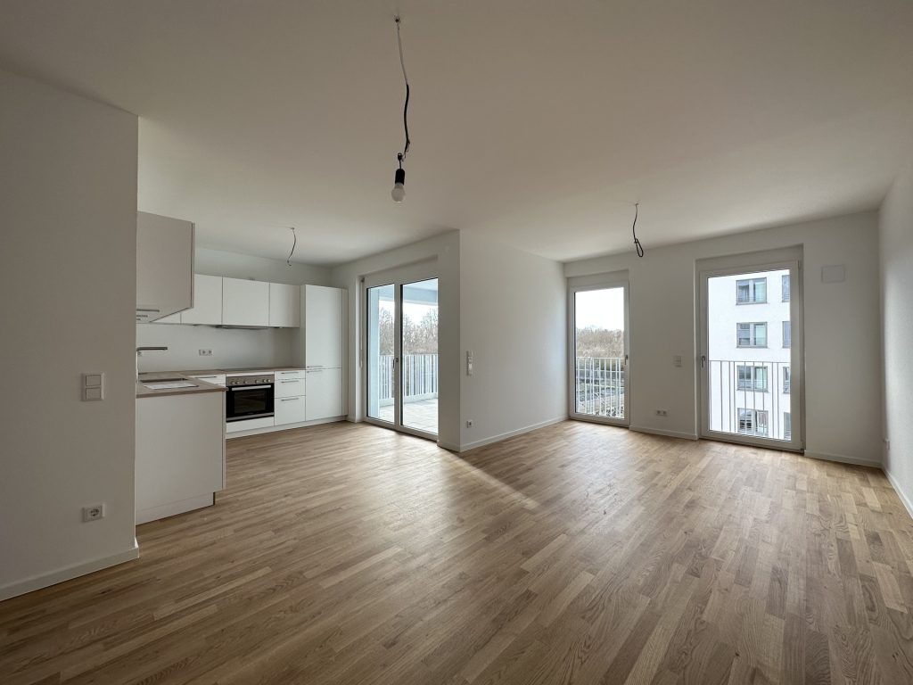 Hirn Immobilien GmbH - Immobilienangebot - Neu-Ulm - Wohnungen - 3-Zi.-Whg., 85,6 qm im 4. OG - SÜD STADT MITTE - ZUHAUSE MITTEN IN NEU-ULM