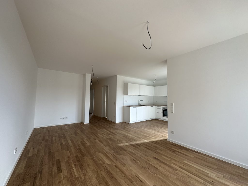 Hirn Immobilien GmbH - Immobilienangebot - Neu-Ulm - Wohnungen - 3-Zi.-Whg., 85,6 qm im 4. OG - SÜD STADT MITTE - ZUHAUSE MITTEN IN NEU-ULM