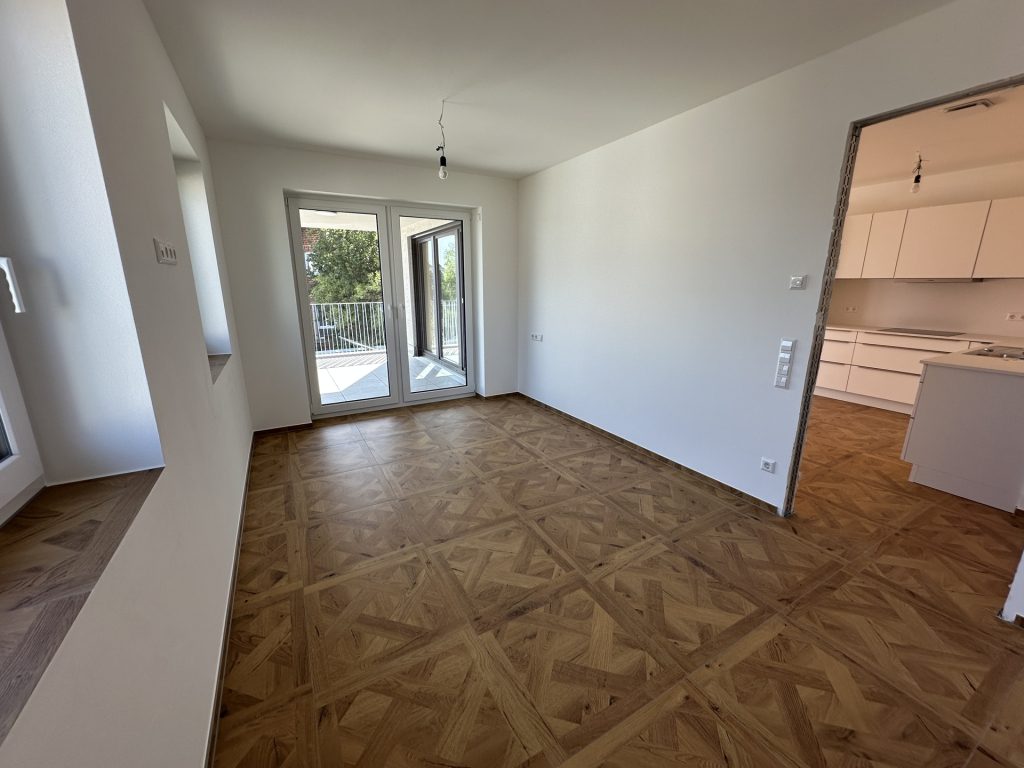Hirn Immobilien GmbH - Immobilienangebot - Blaustein-Wippingen - Wohnungen - Erstbezug im Alten Rathaus Wippingen – hochwertige 3-Zimmer-Wohnung mit überdachter Loggia