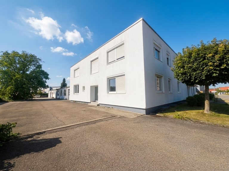 Hirn Immobilien GmbH - Immobilienangebot - Neu-Ulm - Alle - Büro- und Lagerfläche Neu-Ulm — 255 m² Büro, 480 m² Halle, alles ebenerdig, sofort verfügbar
