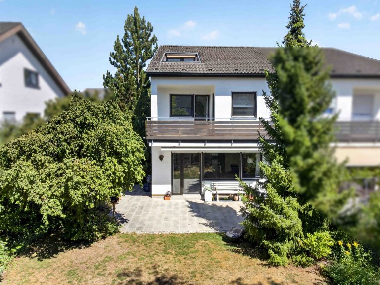 Hirn Immobilien GmbH - Immobilienangebot - Ulm - Häuser - Doppelhaushälfte in Ulm