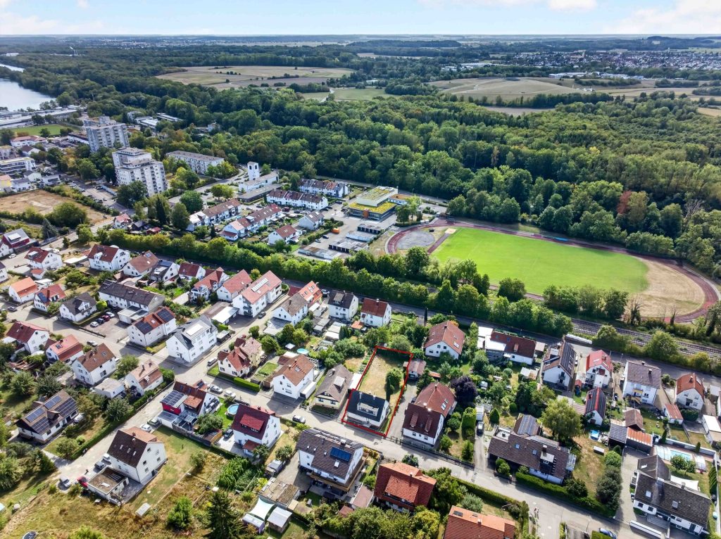Hirn Immobilien GmbH - Immobilienangebot - Elchingen-Thalfingen - Häuser - Platz zum Wohlfühlen – Einfamilienhaus mit großem Garten in Elchingen/Thalfingen