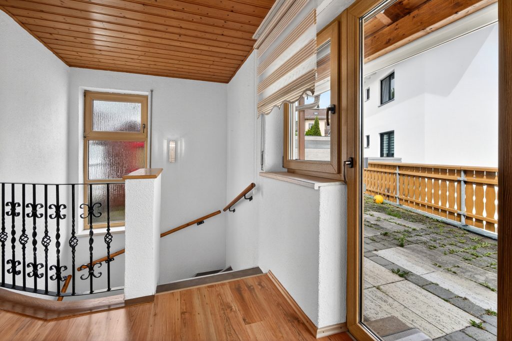Hirn Immobilien GmbH - Immobilienangebot - Senden - Wohnungen - Gemütliches Einfamilienhaus mit großzügiger Dachterrasse
