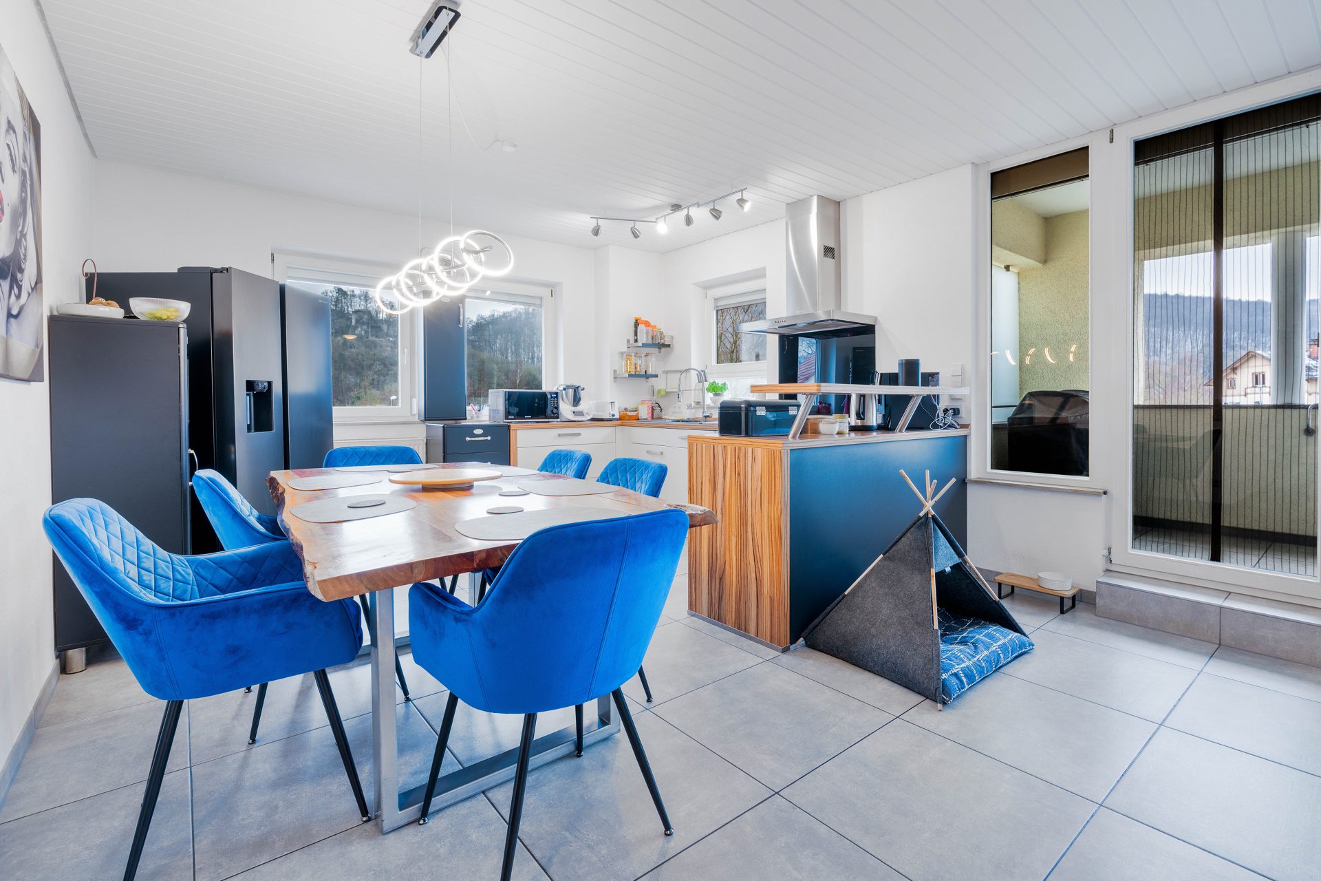 Hirn Immobilien GmbH - Immobilienangebot - Blaustein / Herrlingen - Wohnungen - 5-Zimmer-Wohnung für Ihre Familie – oder Ideal als Kapitalanlage zur WG-Vermietung