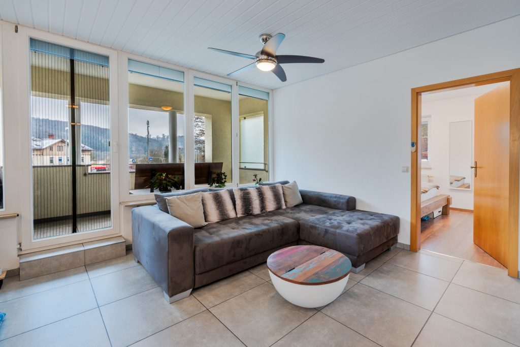 Hirn Immobilien GmbH - Immobilienangebot - Blaustein / Herrlingen - Wohnungen - 5-Zimmer-Wohnung für Ihre Familie – oder Ideal als Kapitalanlage zur WG-Vermietung