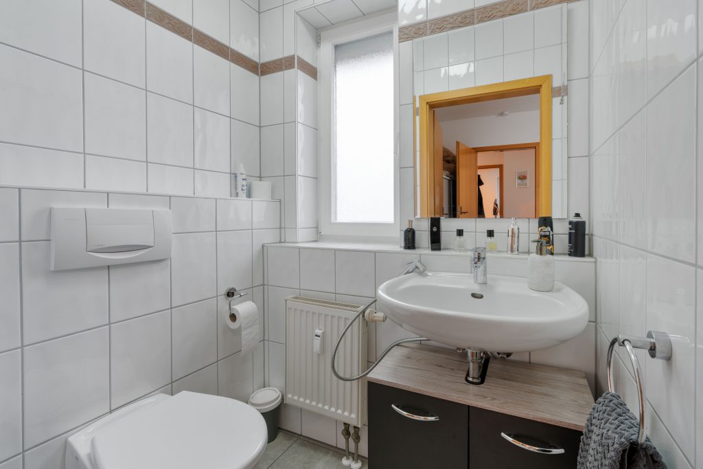 Hirn Immobilien GmbH - Immobilienangebot - Blaustein / Herrlingen - Wohnungen - 5-Zimmer-Wohnung für Ihre Familie – oder Ideal als Kapitalanlage zur WG-Vermietung